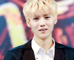 爆料鹿晗父母抱孙子视频,温馨视频曝光 第2张 爆料鹿晗父母抱孙子视频,温馨视频曝光 第2张